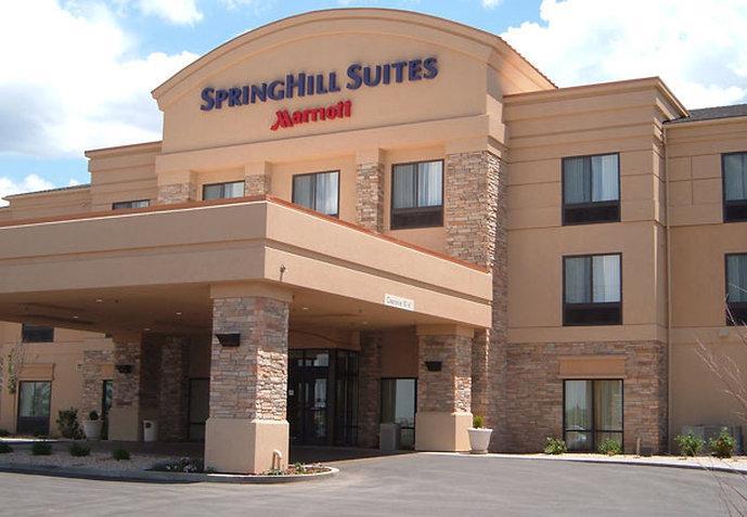 Springhill Suites By Marriott Cedar Stadt Exterior foto